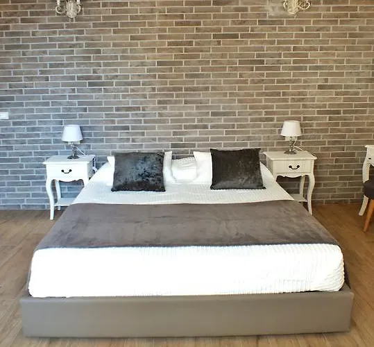 Maglo Centro ゲストハウス 3*